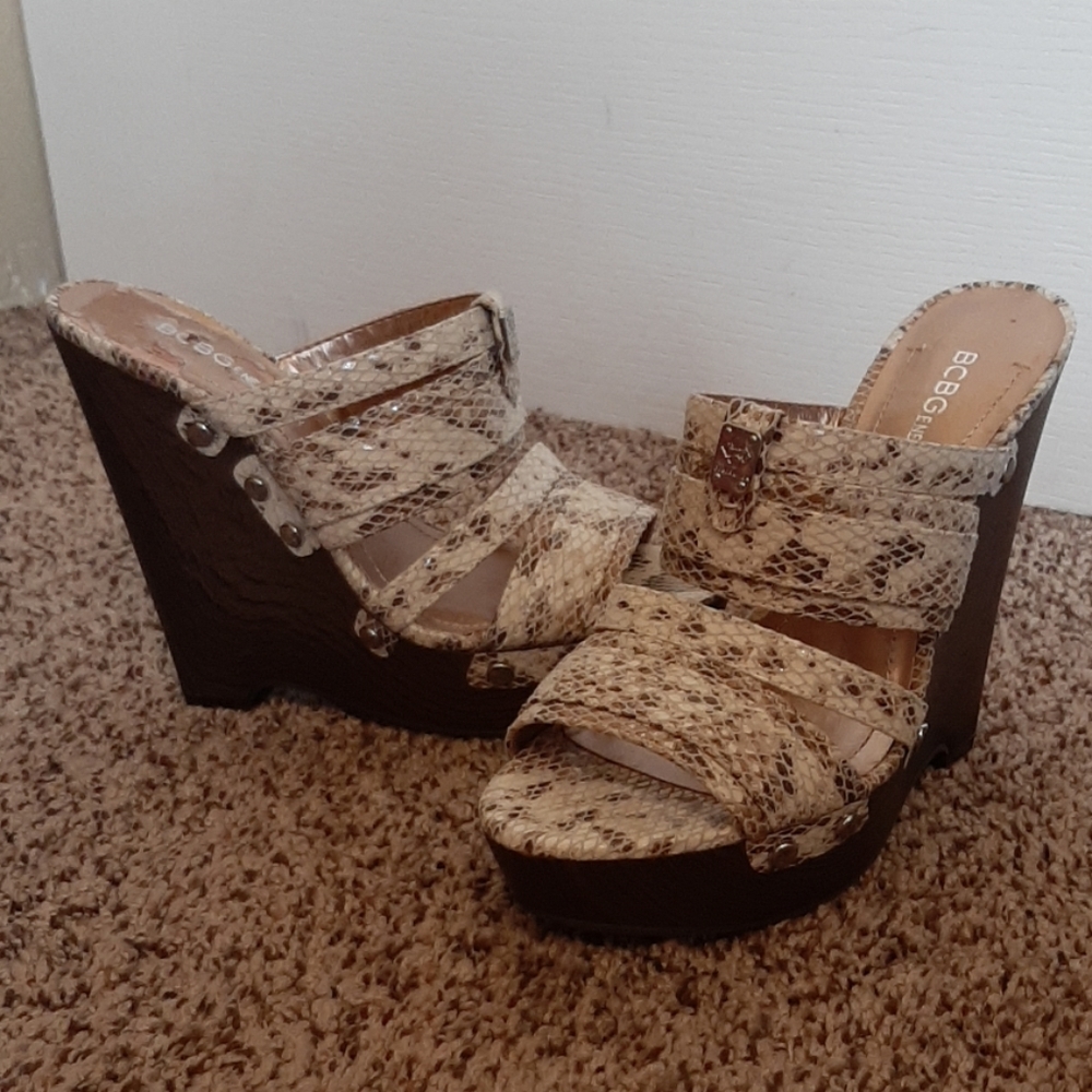 Brand New BCBG Wedges (NWOT)